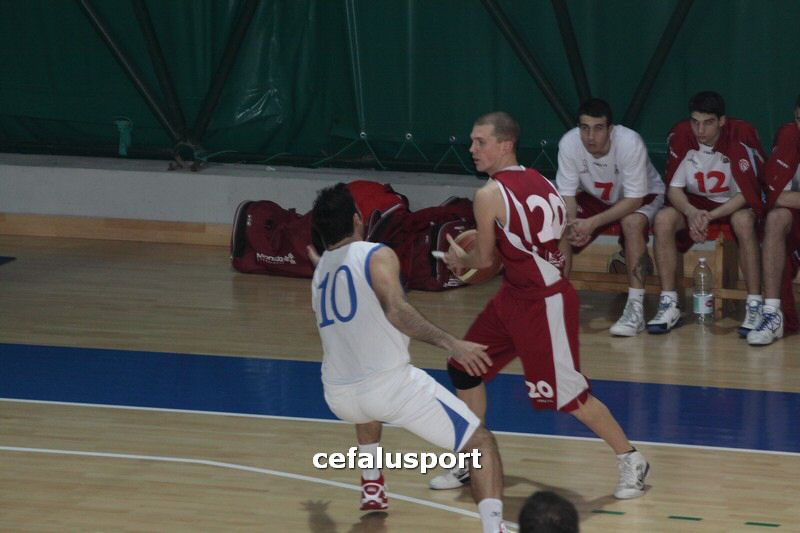 120304 sport 374_tn.jpg